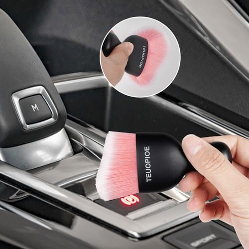Car Detailing Brush for Interior Dusting and Air Vents (Pink)