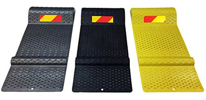 Pair of Plastic Parking Mat Guides for Garage Vehicles (2 Pack / Yellow)
