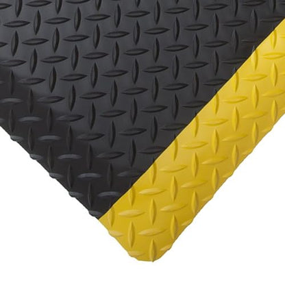 American Classic Black Yellow Diamond Plate Anti (Black/Yellow / 4' x 24')