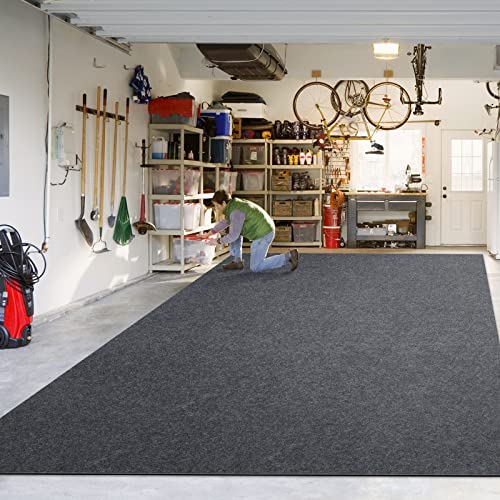 Absorbent Oil Spill Mat (7.4 x 8.4 Feet)