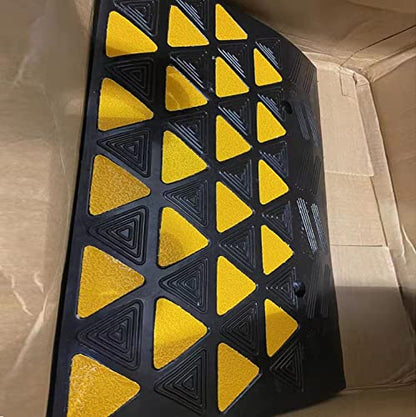 6 Inch High Rubber Curb Ramp 23.6" Long (6 inch Rise)