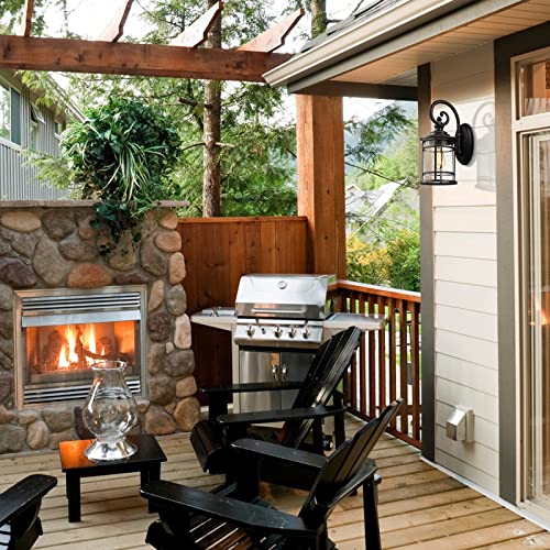 Modern Outdoor Wall Lantern (Black - Seeded Glass / 15.5 Inch)