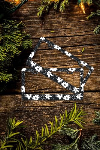 Black and White Flowers License Plate Frames (Black and white Flowers)