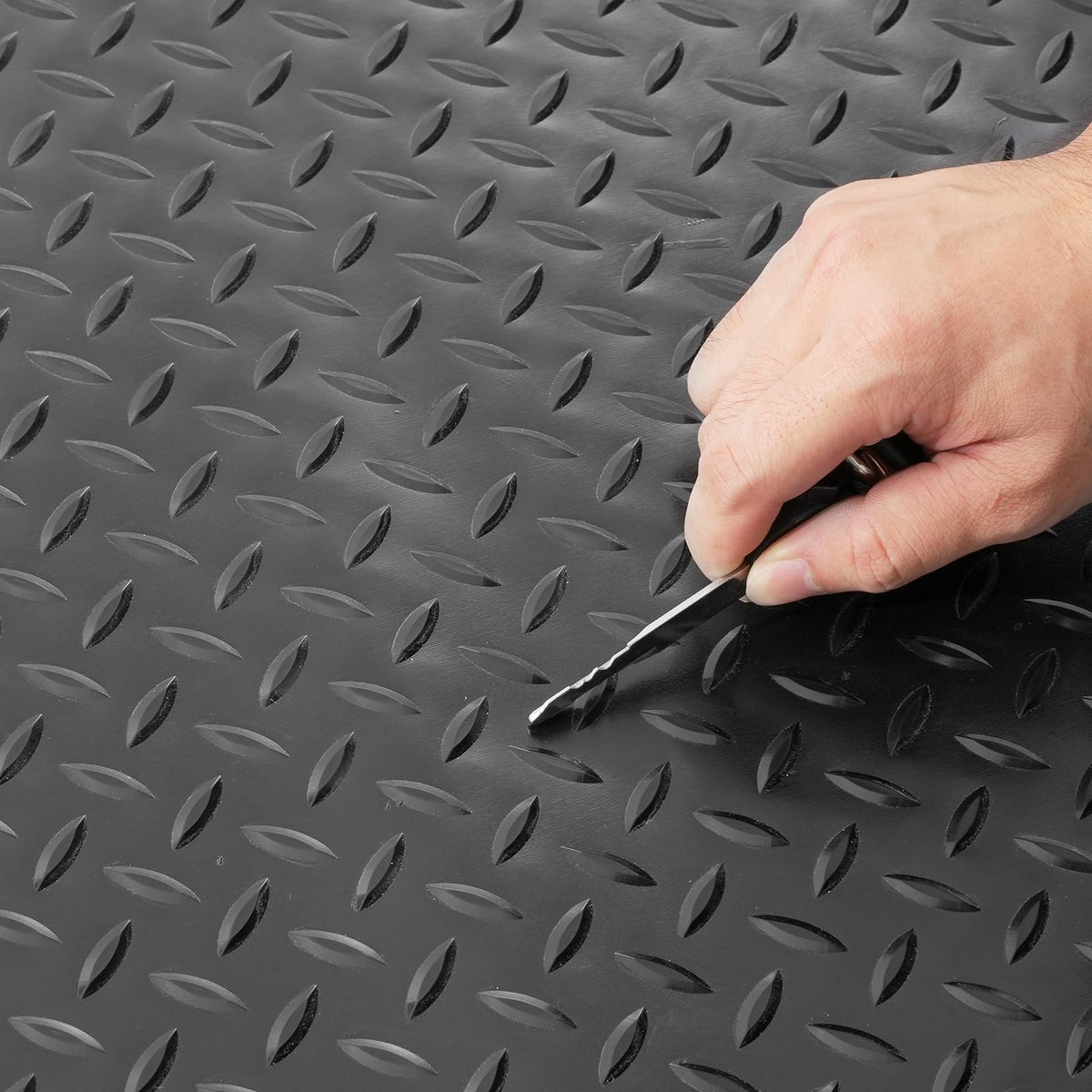 Rubber Flooring Roll (182.1"L x 48.7"W x 0.1"Th)