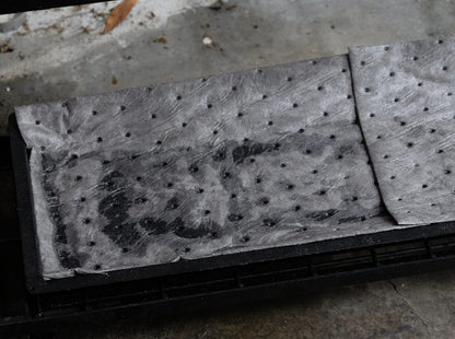 L90902 15" W x 19" L Universal Heavy Weight Bonded Perforated Pads (100 Pads/Box / Heavy Weight)