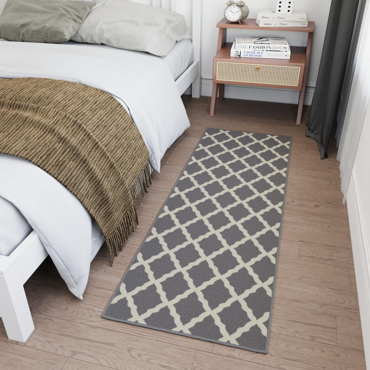 2x5 Kitchen Runner (Trellis Gray / 1'8" x 4'11" (Runner))