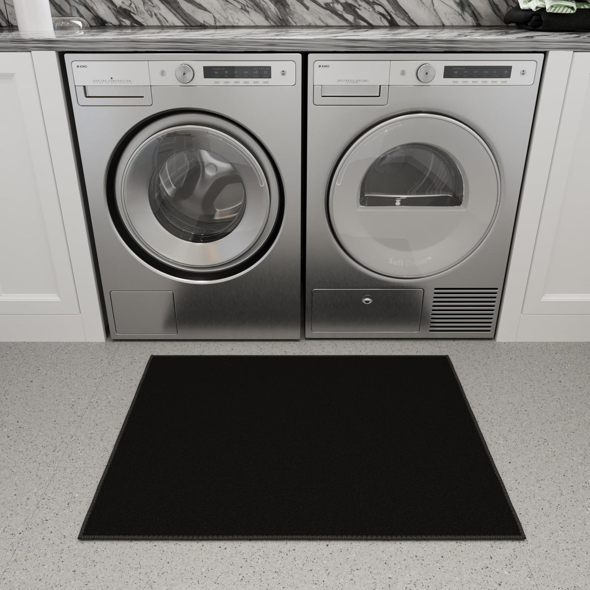 2x3 Entryway Rug (Solid Black)