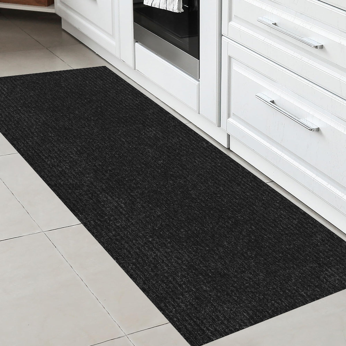 3x6 Runner Rug (Black / 2'7" x 6' (Runner))