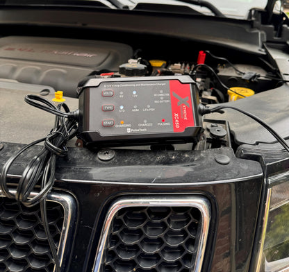 XC450 Xtreme Charge 4 AMP Smart Battery Charger & Maintainer
